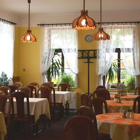 Koruna 3* Karlstejn