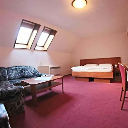 Hotel Koruna Karlstejn